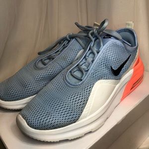 Womens Nike Air Max Motion 2 Sneakers